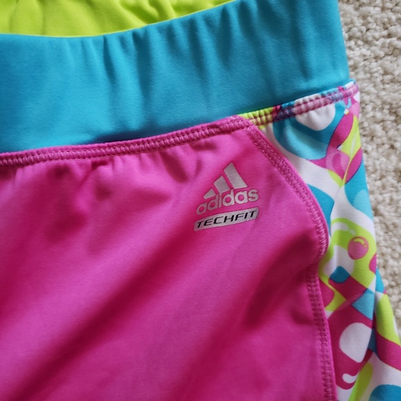 Spandex Adidas shorts - Picture 2 of 3